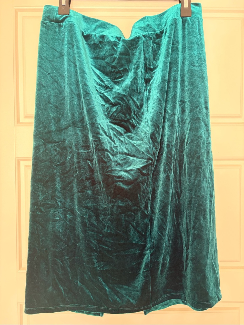 Emerald leaning Teal velvet a-line pencil skirt - Halogen Size L
